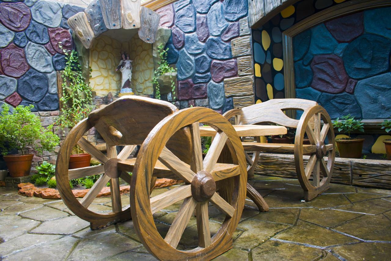 Royal Mansion Hotel Tabaco Ngoại thất bức ảnh